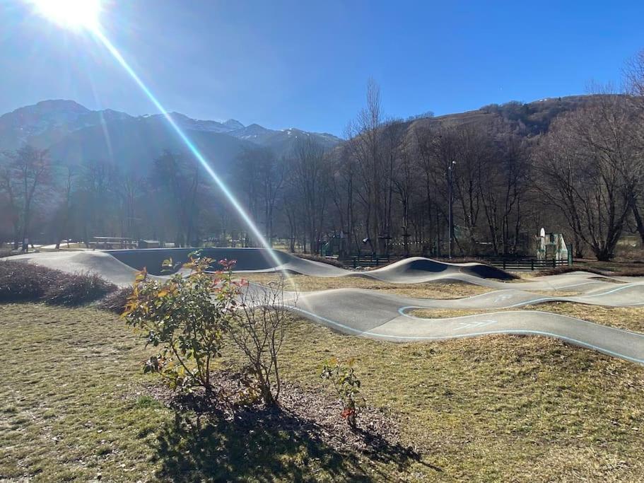 Charmant T4 Duplex Vue Montagne Loudenvielle Esterno foto
